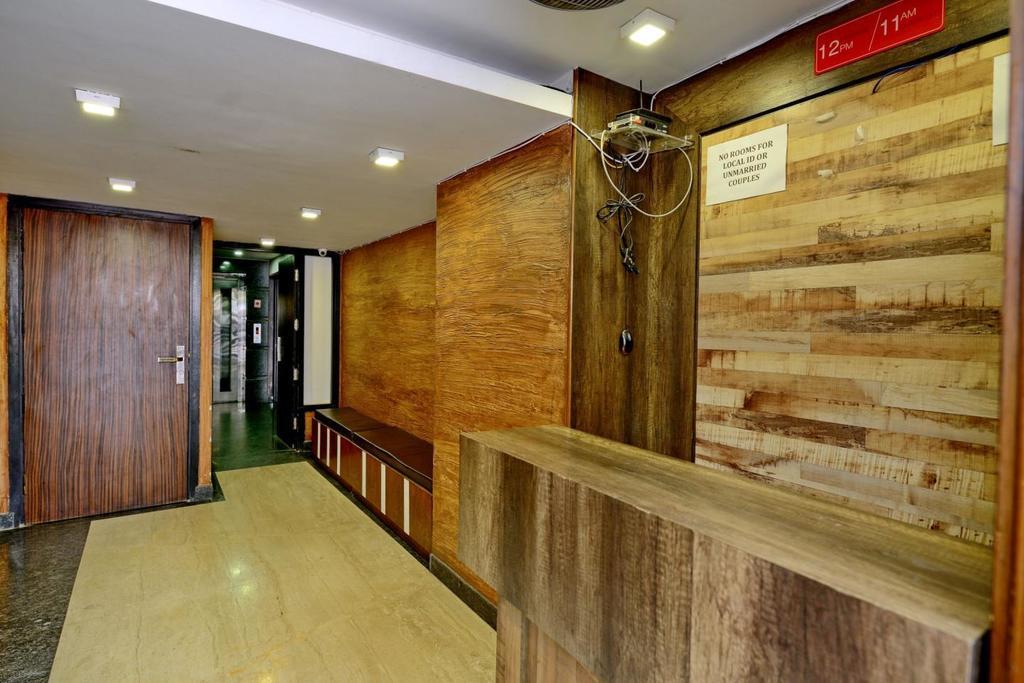 Goel Residency Hotell Delhi  Exteriör bild